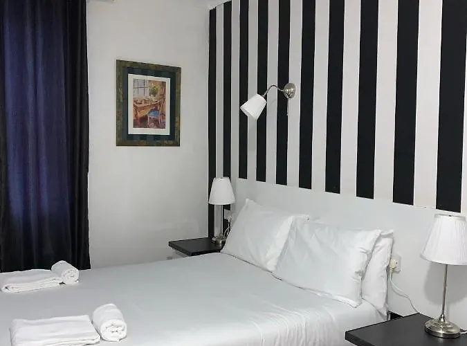 Clifton Court 2* Dublin