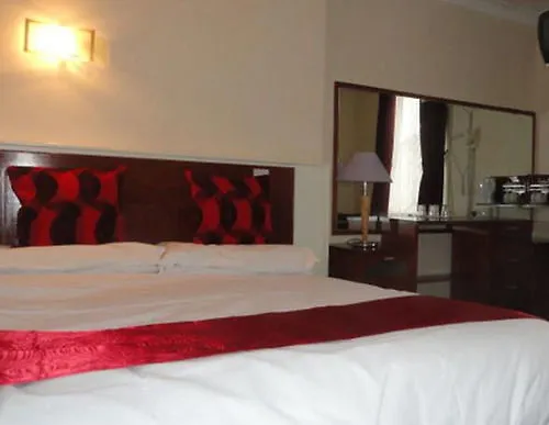 Clifton Court 2*