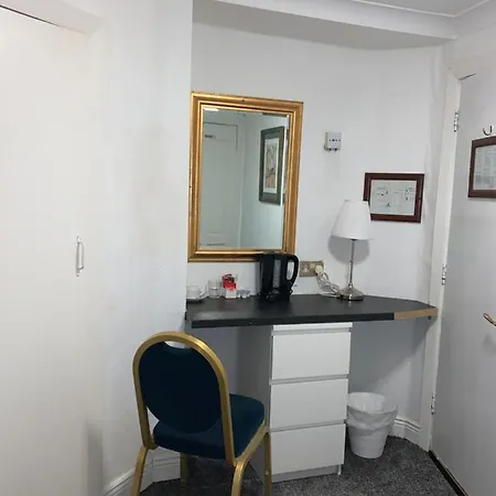 Clifton Court Дублин